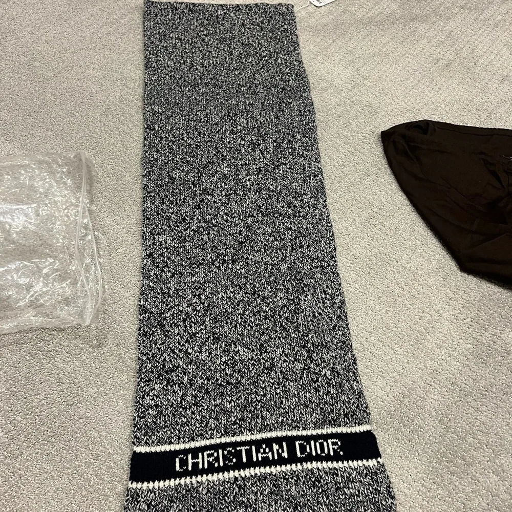 Christian Dior Black and White Knit Scarf